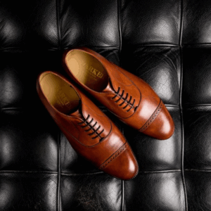 Elegant Oxford Dress Shoes – Timeless Craftsmanship in Two-Tone Finish